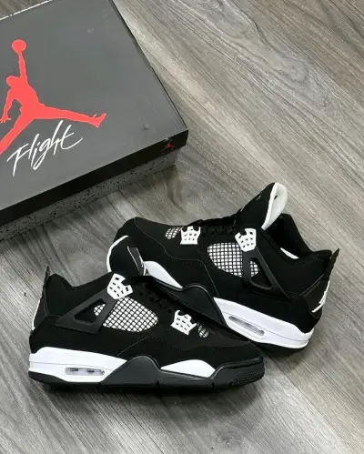 Jordan retro 4 en varios colores - miniatura 1