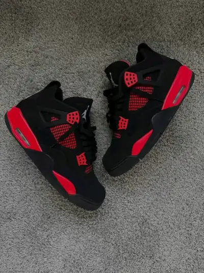 Jordan retro 4 en varios colores - miniatura 2