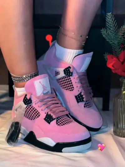 Jordan retro 4 en varios colores - miniatura 3