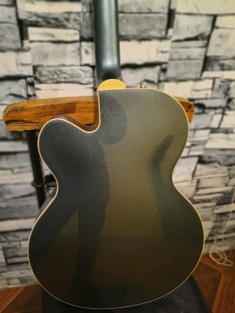 Guitarra eléctrica Gretsch con Bigsby - 4