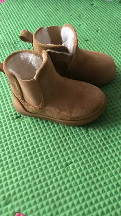 Botas de invierno para niños color camel - miniatura 1