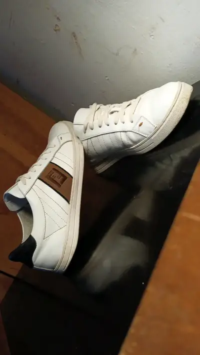 Zapatillas blancas Fendi Roma talla 44 - miniatura 1