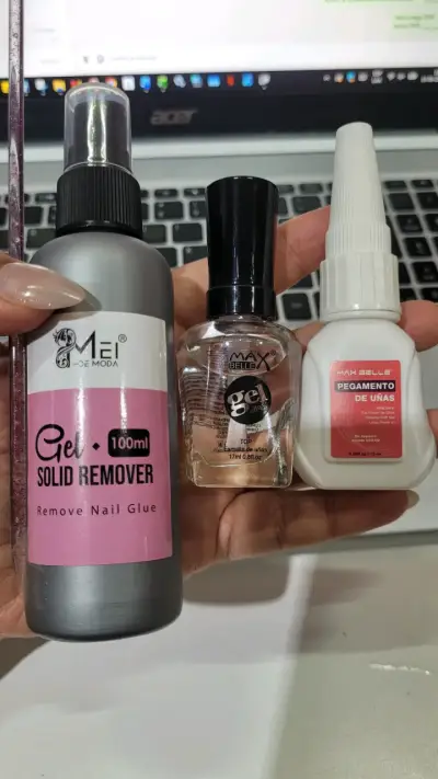 Set de Cuidado de Uñas PRESS-ON - miniatura 2