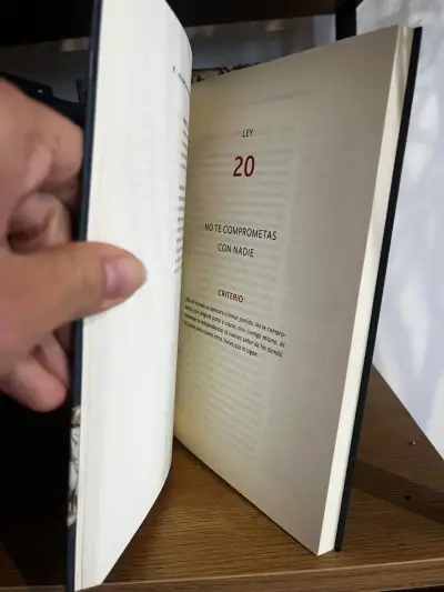 Guía Rápida de Las 48 Leyes del Poder de Robert Greene - miniatura 4