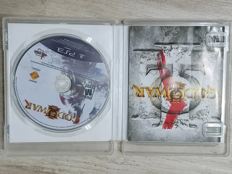 Juego PS3 God of War III en buen estado - 3