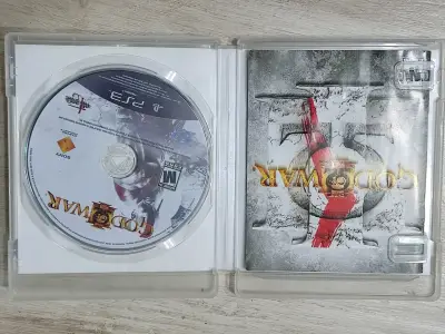 Juego PS3 God of War III en buen estado - miniatura 3