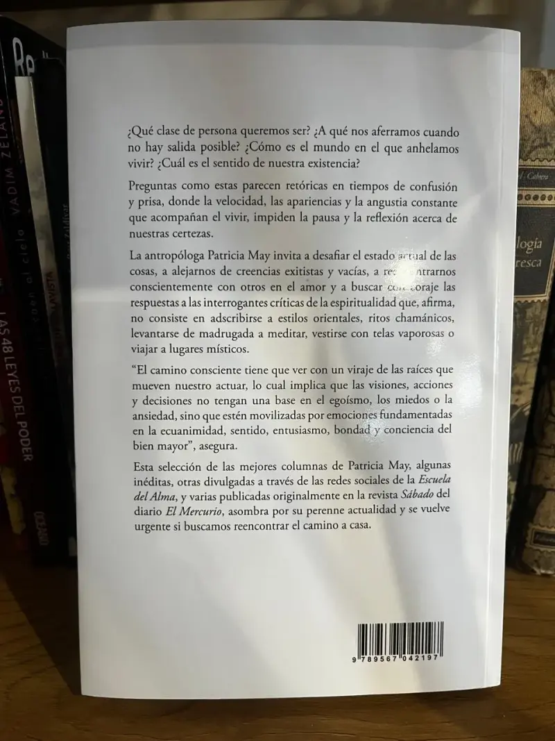 Libro 'Ando Lento' de Patricia May - 4