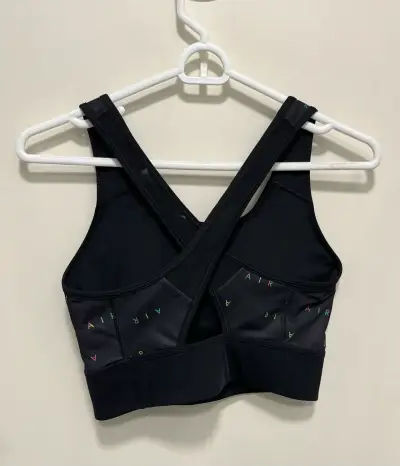 Top deportivo Nike  negro para mujer talla M - miniatura 2