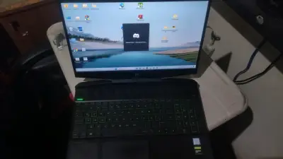 Laptop HP Pavilion Gaming Intel Core i5 - miniatura 1