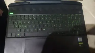 Laptop HP Pavilion Gaming Intel Core i5 - miniatura 3