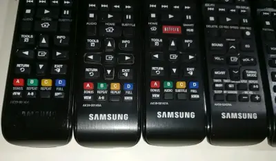 Controles remotos Samsung para sonido y Home Theat - miniatura 3