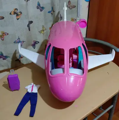 Avión de juguete rosa con acesorios  Barbie - miniatura 1