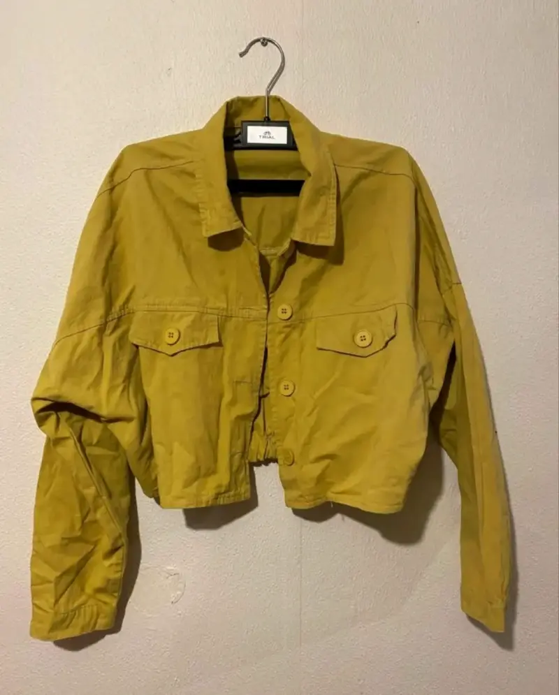 Chaqueta corta amarilla para mujer - 1