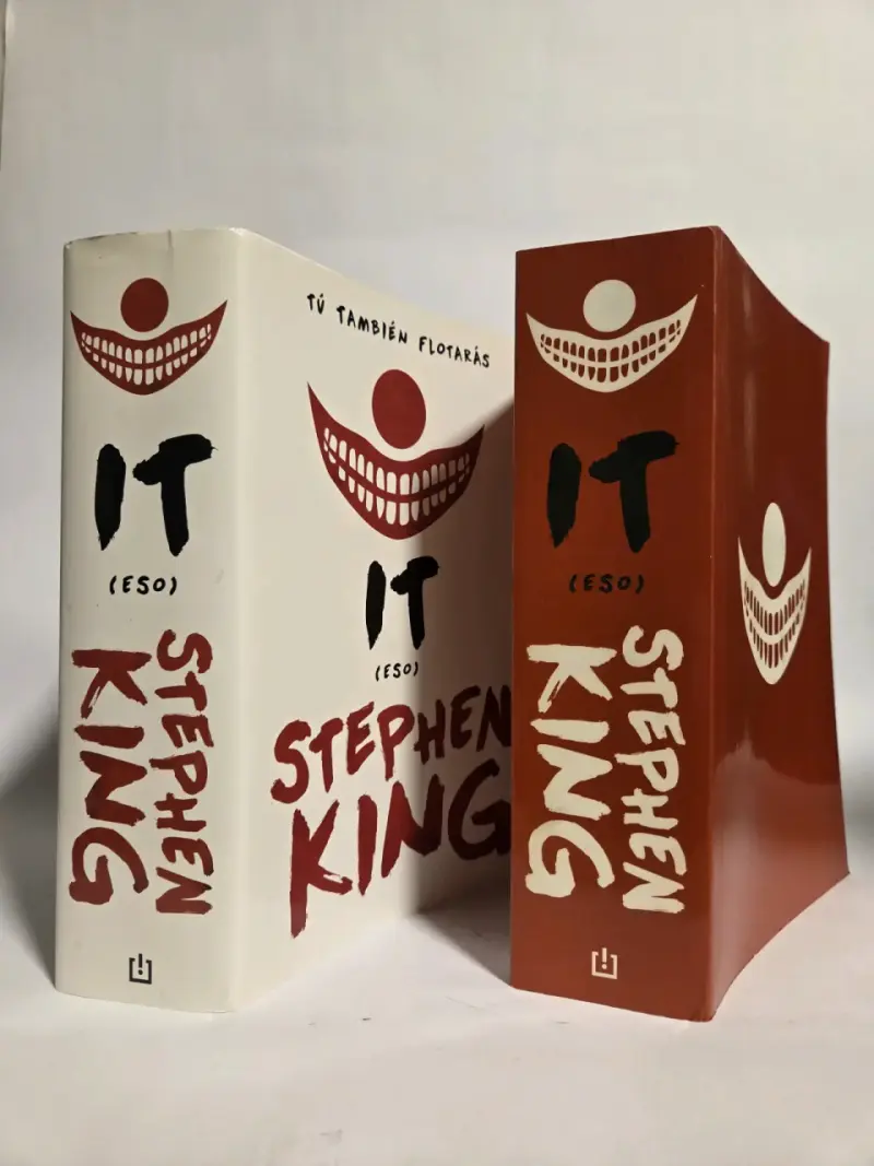 Libro 'It' de Stephen King en español - 1