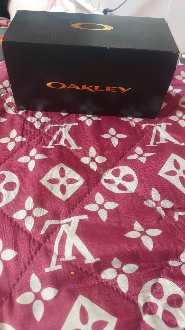 Gafas de Sol Oakley Sutro Blancas con Lentes Rojas - 1