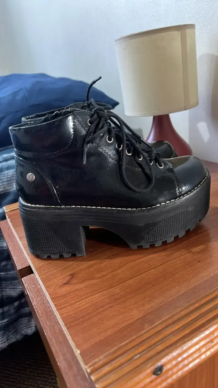 Botines negros de charol con plataforma - 4