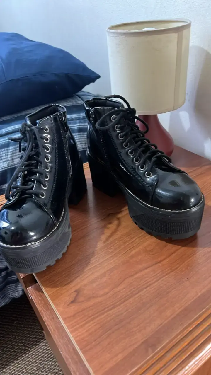 Botines negros de charol con plataforma - 5