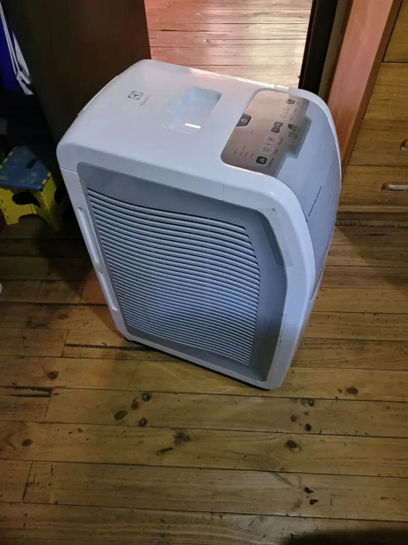 Aire acondicionado portátil Electrolux 12000 BTU - 1