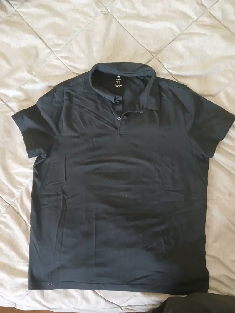 Polera Polo Negra H&M para Hombre