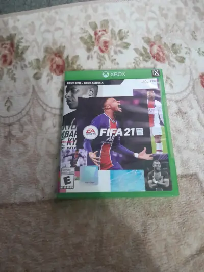 Juego FIFA 21 para Xbox One y Series X - miniatura 1