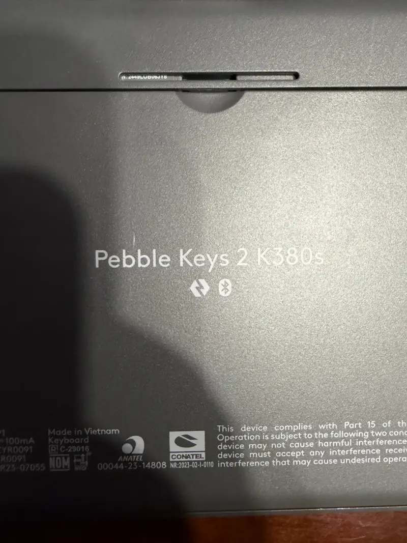 Teclado inalámbrico Logitech Pebble Keys 2 K380s - 4