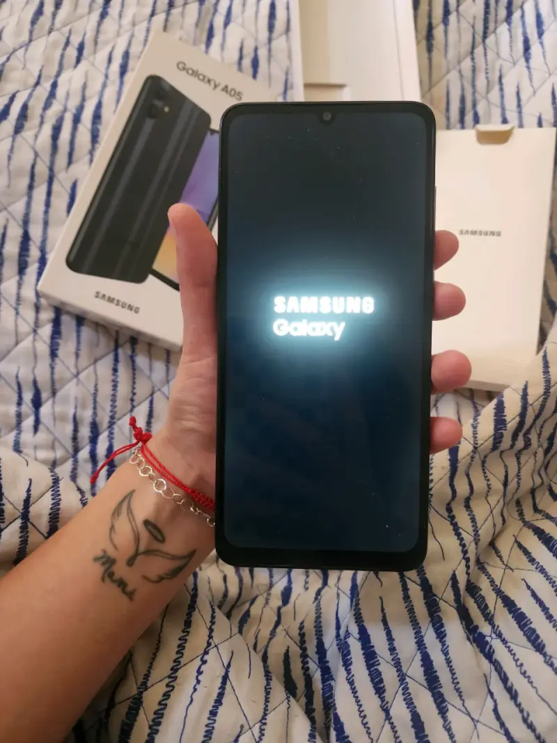 Samsung Galaxy A05 en buen estado - 3