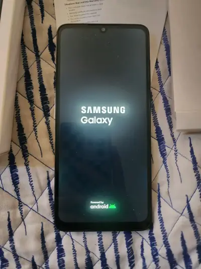 Samsung Galaxy A05 en buen estado - miniatura 5