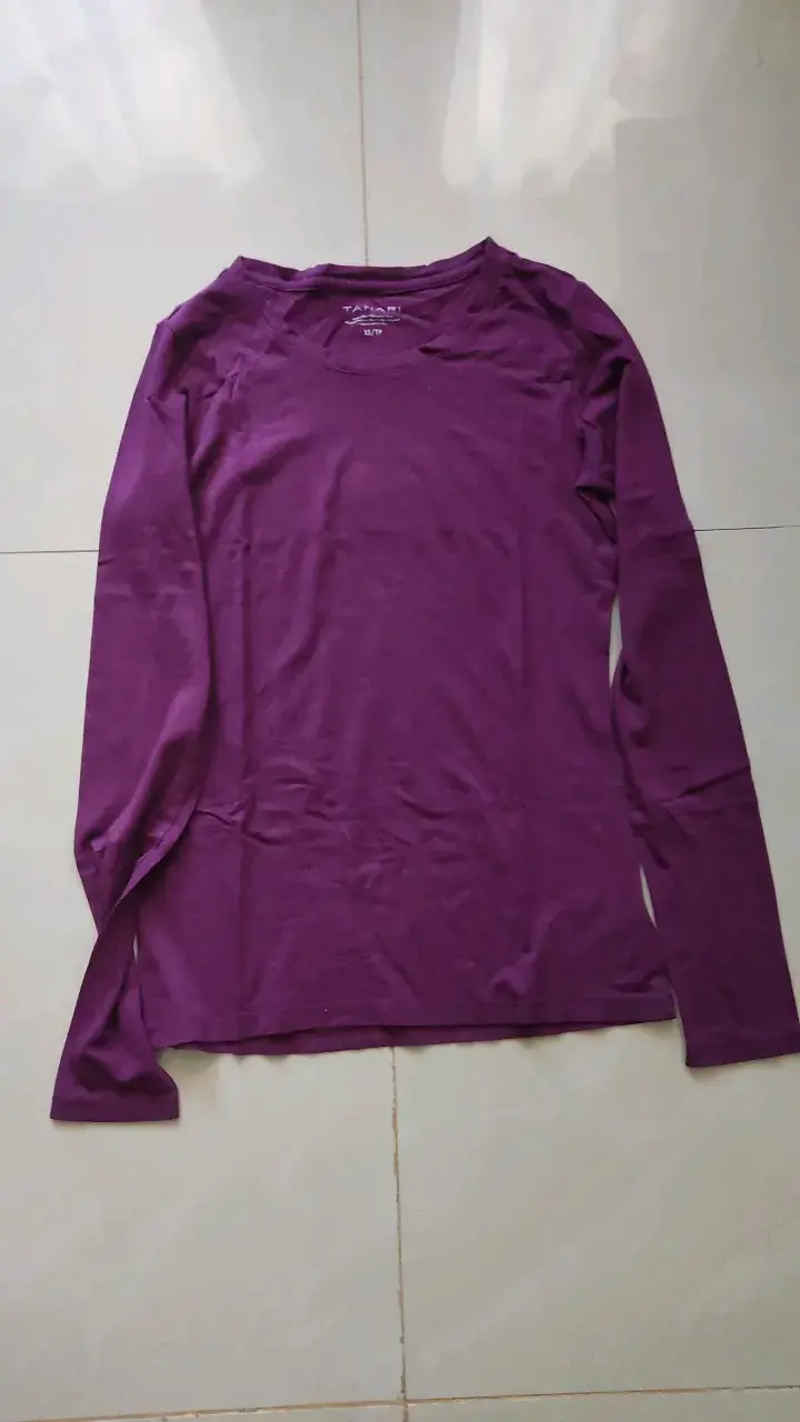 Polera manga larga burdeo para mujer