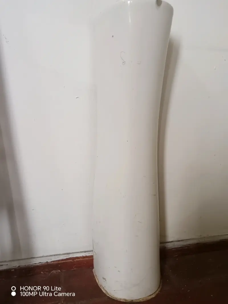 Lavamanos de cerámica con pedestal blanco - 2