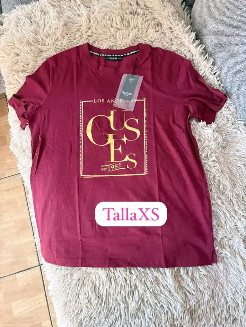 Polera Guess para Mujer en Varios Colores - 5