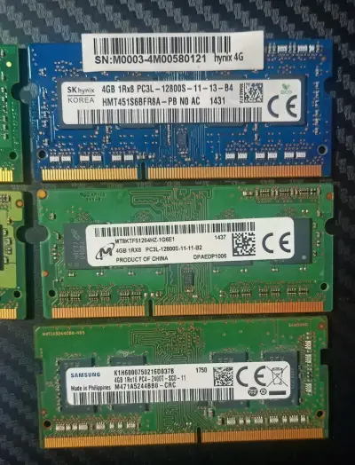 Lote de memorias RAM y tarjeta WLAN varias marcas - miniatura 2