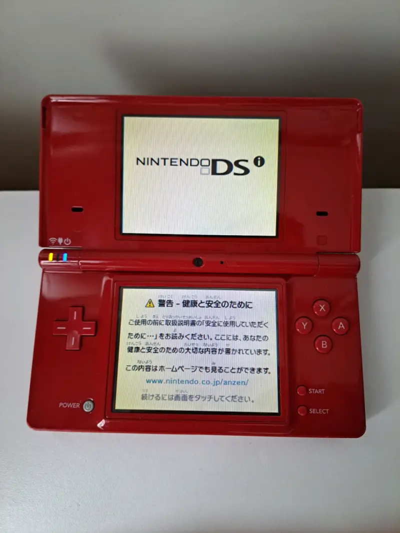 Nintendo DSi - 2