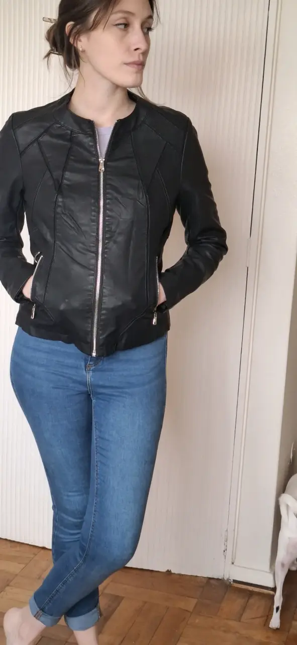 Chaqueta de cuero negra para mujer - 3