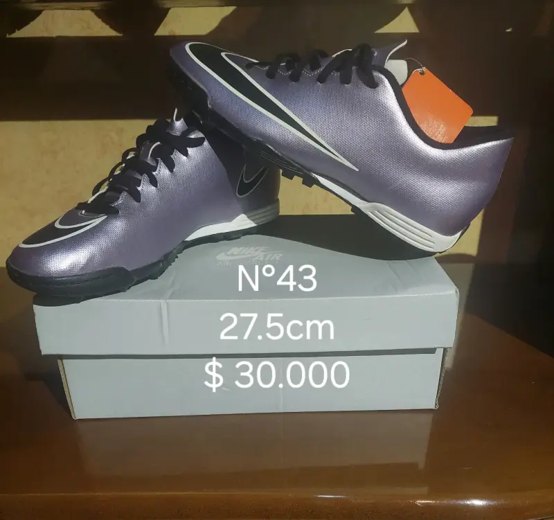 Zapatillas de Fútbol Nike Talla 43 - 1