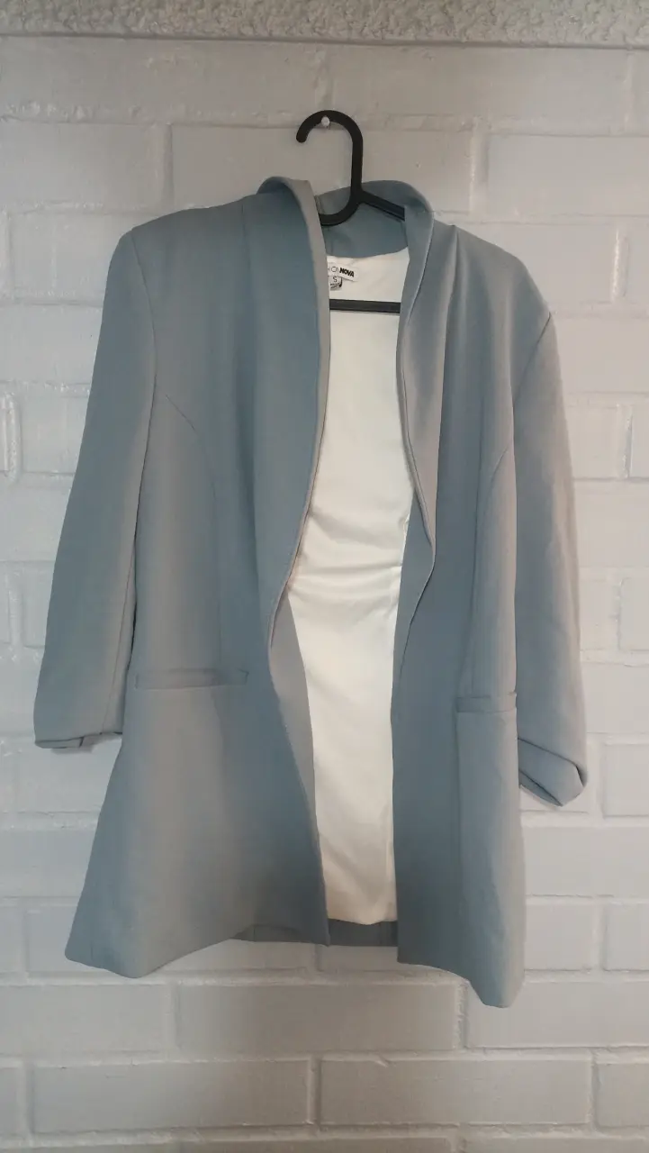 Blazer gris claro Fashion Nova para mujer - 1