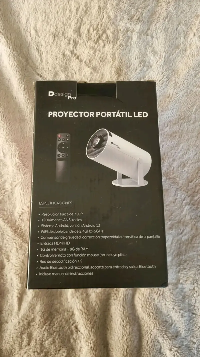 Proyector portátil LED Design Pro HD - 4