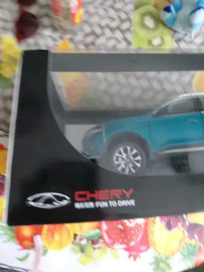 Modelo a escala SUV Chery Tiggo 7 azul - miniatura 2