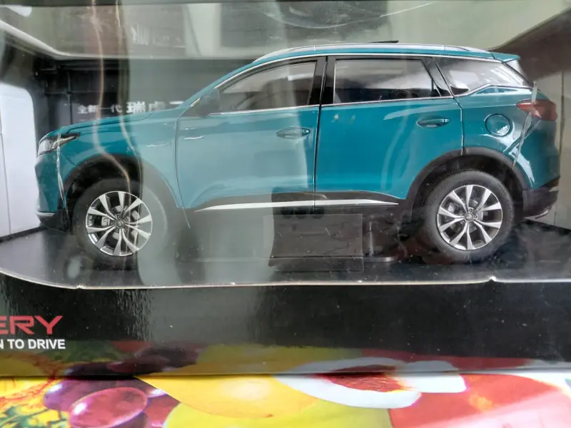 Modelo a escala SUV Chery Tiggo 7 azul - 5