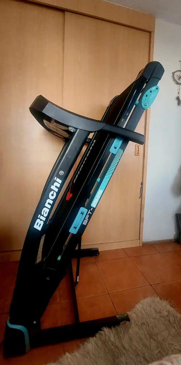 Caminadora eléctrica Bianchi BFT-2525 plegable - 1