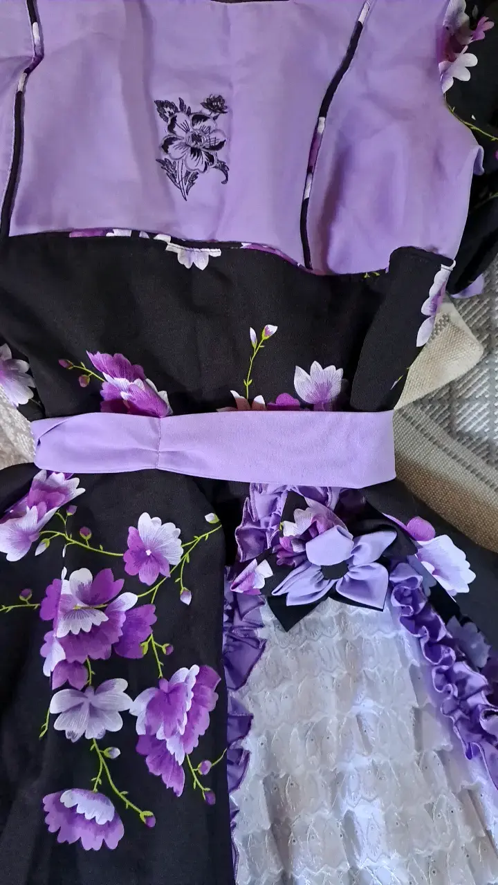 Vestido de huasa chilena con encaje y lazo - 2