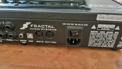Pedalera Fractal Audio Systems AX8 para guitarra - miniatura 1
