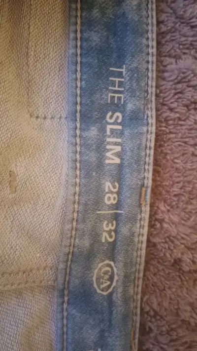 Jeans Slim Fit Grises Talla 28/32 - miniatura 2