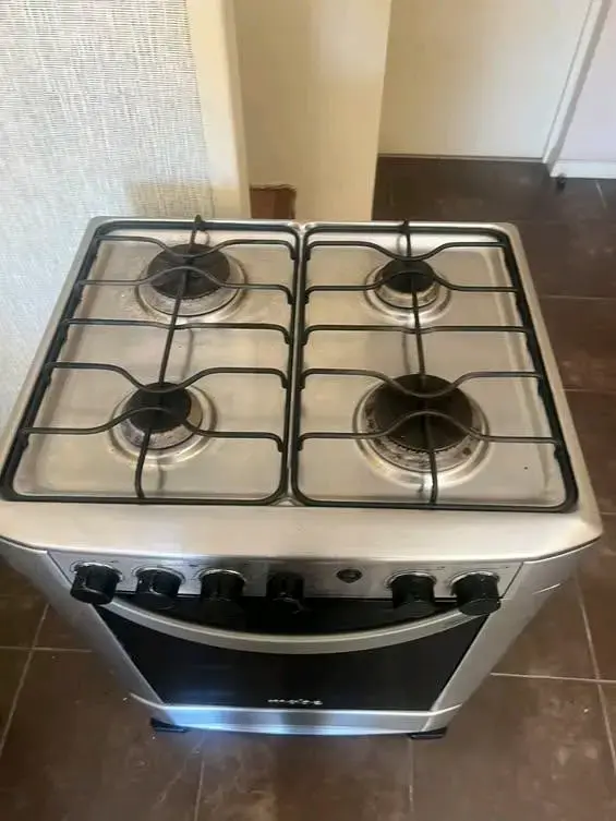 Cocina a gas Mabe 4 quemadores en buen estado - 2