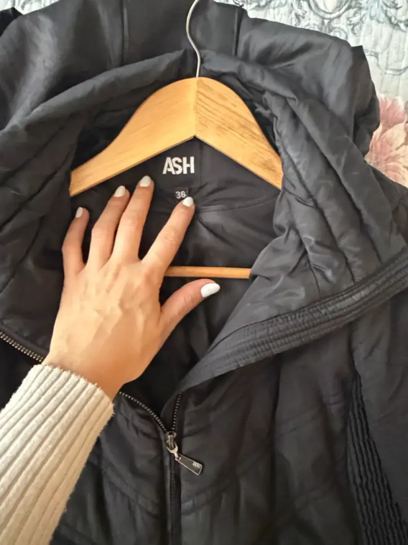 Abrigo negro con capucha para mujer talla 36 - 2