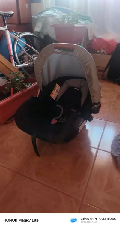 Silla de Auto para Bebé Infanti Negra - miniatura 1