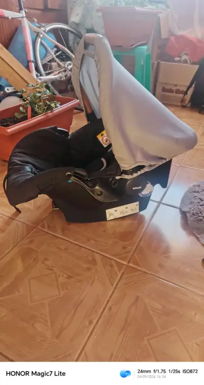 Silla de Auto para Bebé Infanti Negra - miniatura 2
