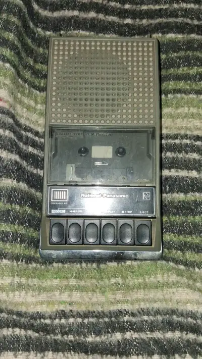 Grabadora de cassette vintage National Panasonic - miniatura 1