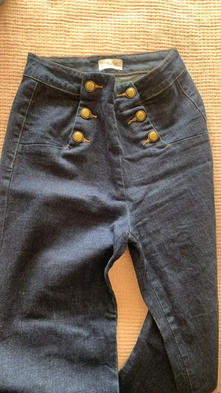 Pantalones de mezclilla con botones dorados Oraije - 1