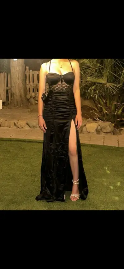 Vestido de gala negro - miniatura 2