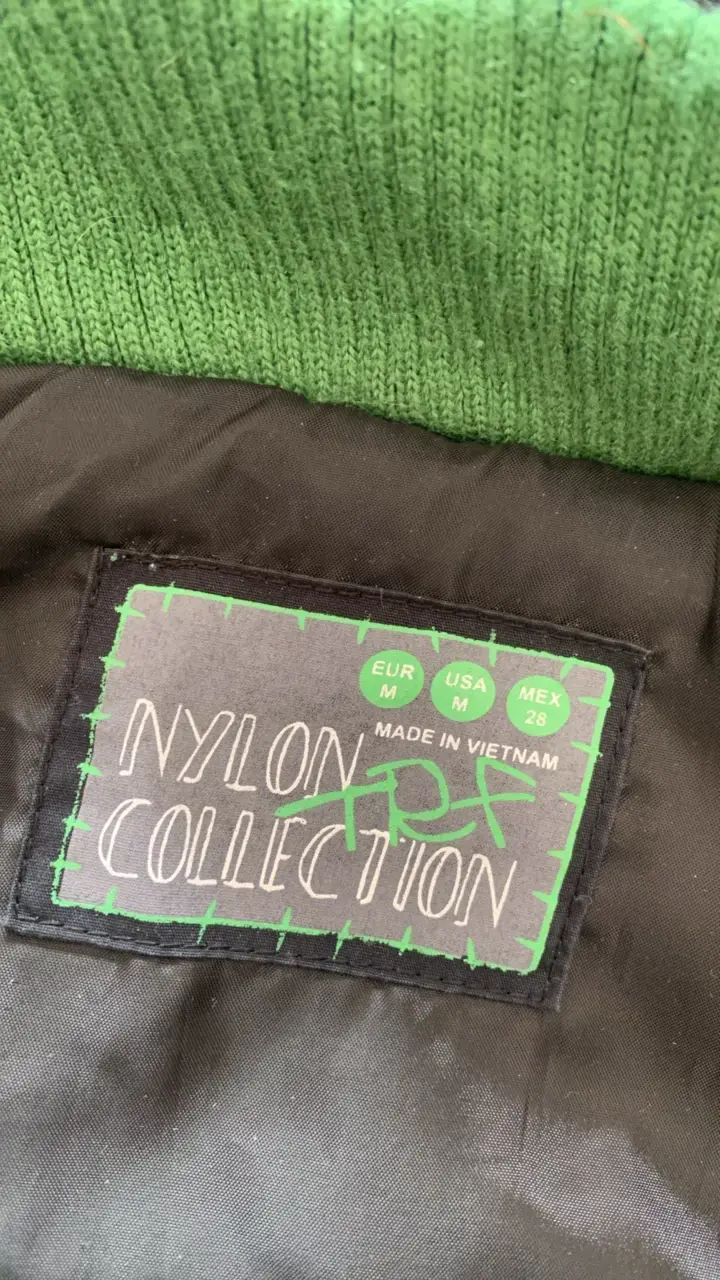 Parka verde con capucha Nylon Collection - 4